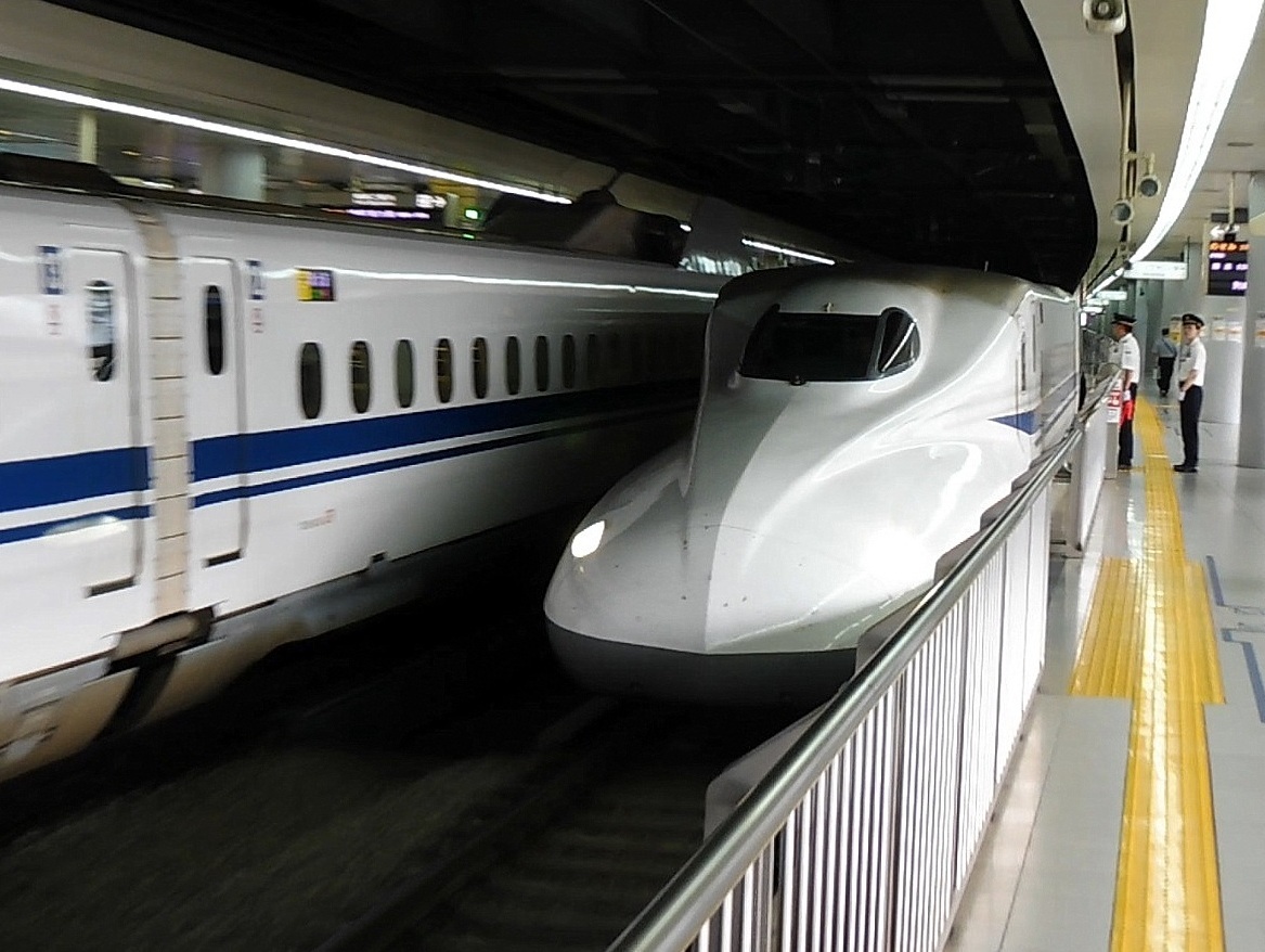 Japón en tren… Shinkansen, trenes de montaña y más