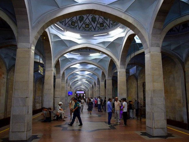 El Metro de Tashkent