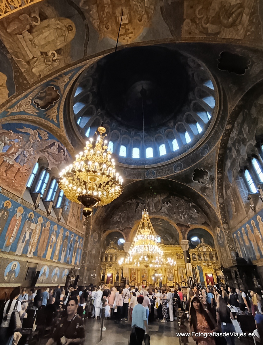 La espectacular decoración de la iglesias ortodoxas en Sofia