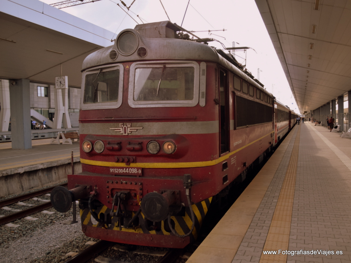 Locomotora Skoda de los ferrocarriles búlgaros