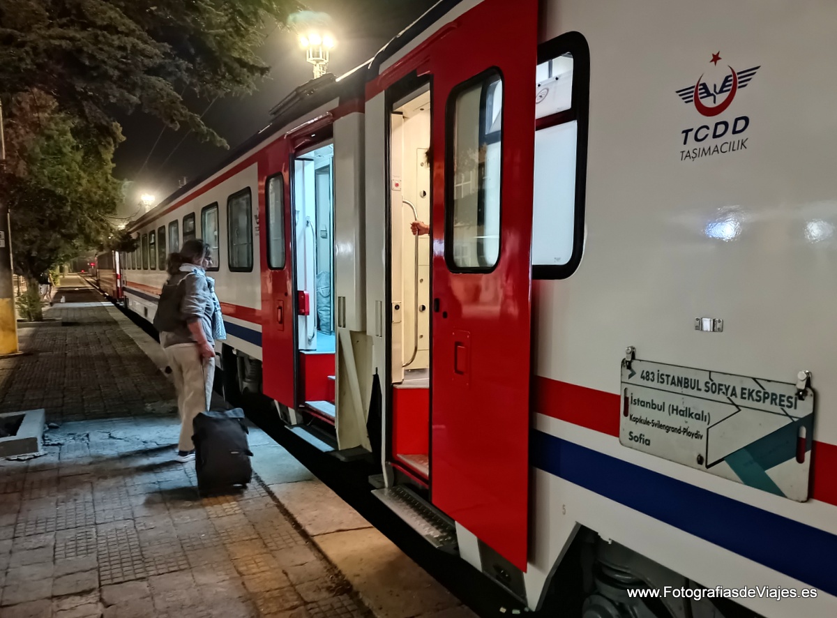 El tren en la frontera de Bulgaria con Turquía