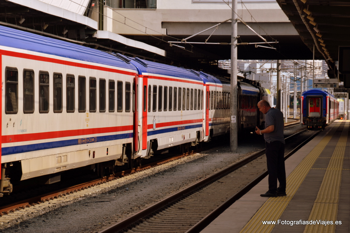 En la Estación Halkali en Estambul