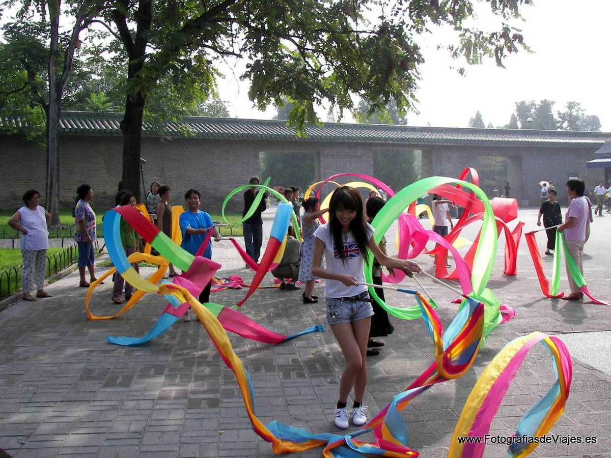 Ambiente festivo en un parque en Pekin