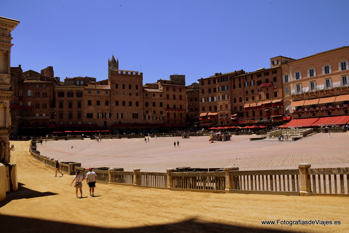 Plaza de Siena en la fiesta del Palio